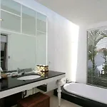 Collection O 20 Astana Kunti Seminyak